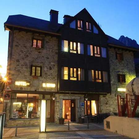 Hotel-aparthotel El Reyno 2* Sallent de Gállego