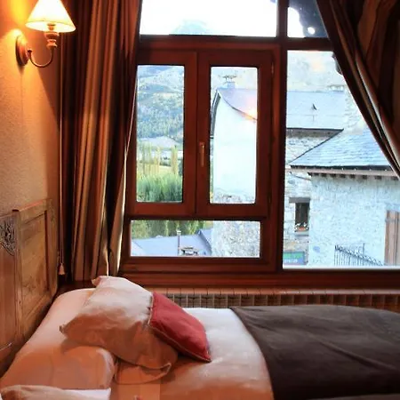 Hotel Hotel-aparthotel El Reyno Sallent de Gállego